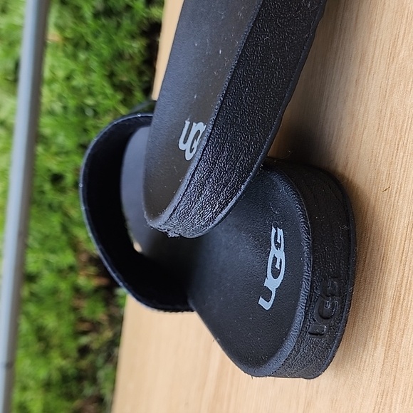 UGG Black Glitter Slides Comfortable Sandals Sn 1116688K Size 5 - Picture 5 of 8